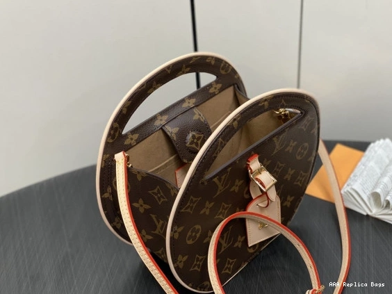 Aaa replica ru LOUIS Around VUITTON Me PM 0729
